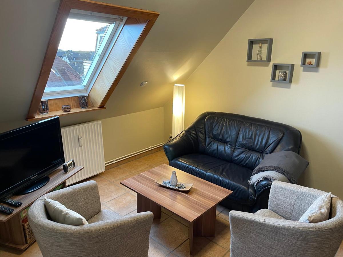 Modernisierte Ferienwohnung Friedrichskoog - Spitze, Gegenueber Mutter-Kind-Klinik מראה חיצוני תמונה
